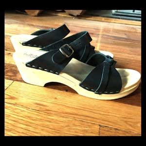 Loeffler Randall Lotte knot clog sandal size 8